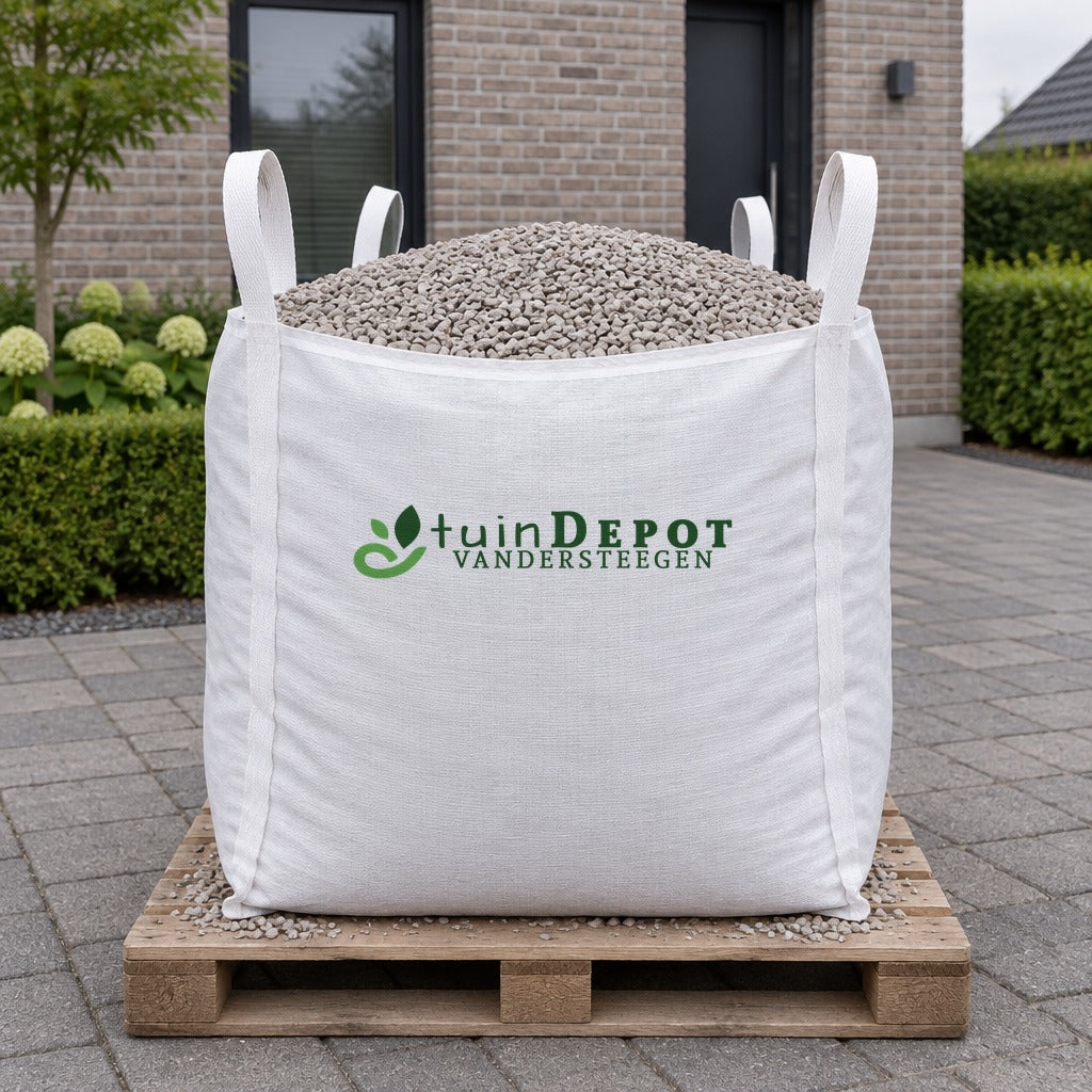 Bigbag Ice Grey 6/10 op pallet op de oprit
