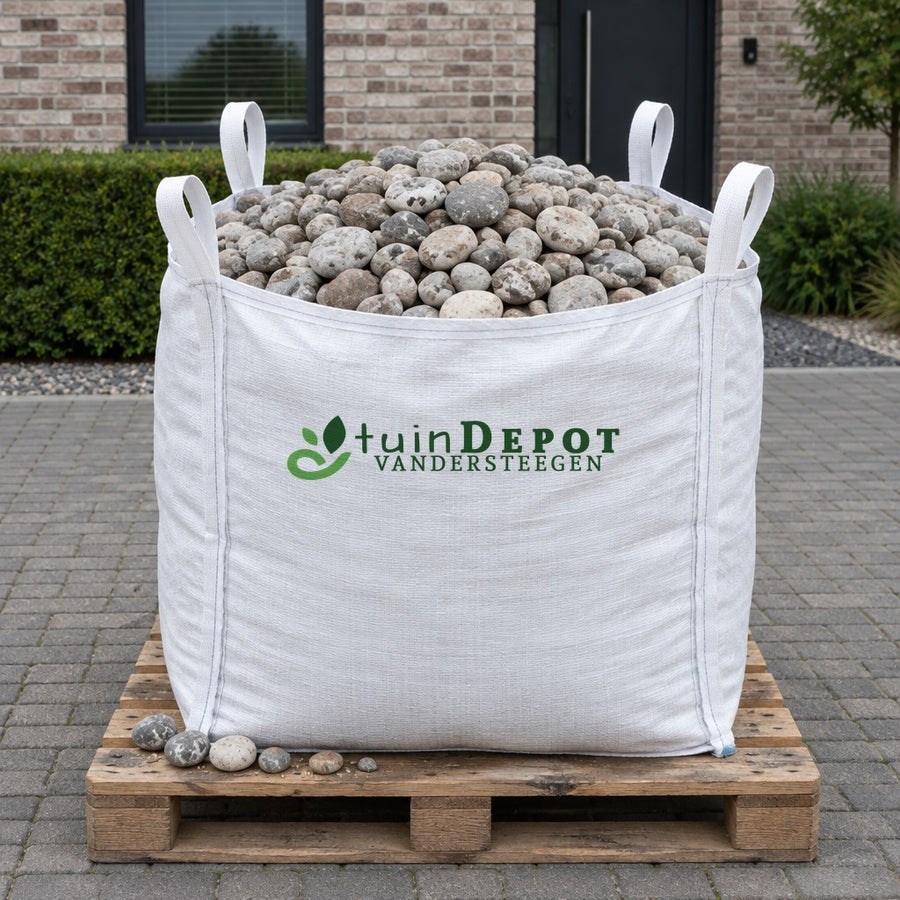Bigbag Balthasar 40/60 op pallet op de oprit