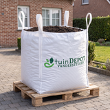 Bigbag tuingrond geleverd op de oprit van een Belgische woning