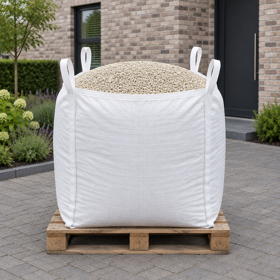 Bigbag Comblanchien 7/14 op pallet op de oprit