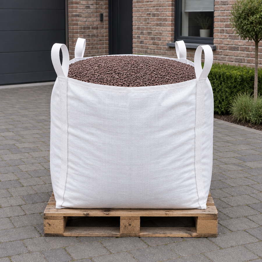 Bigbag Obscura 8/11 op pallet op de oprit